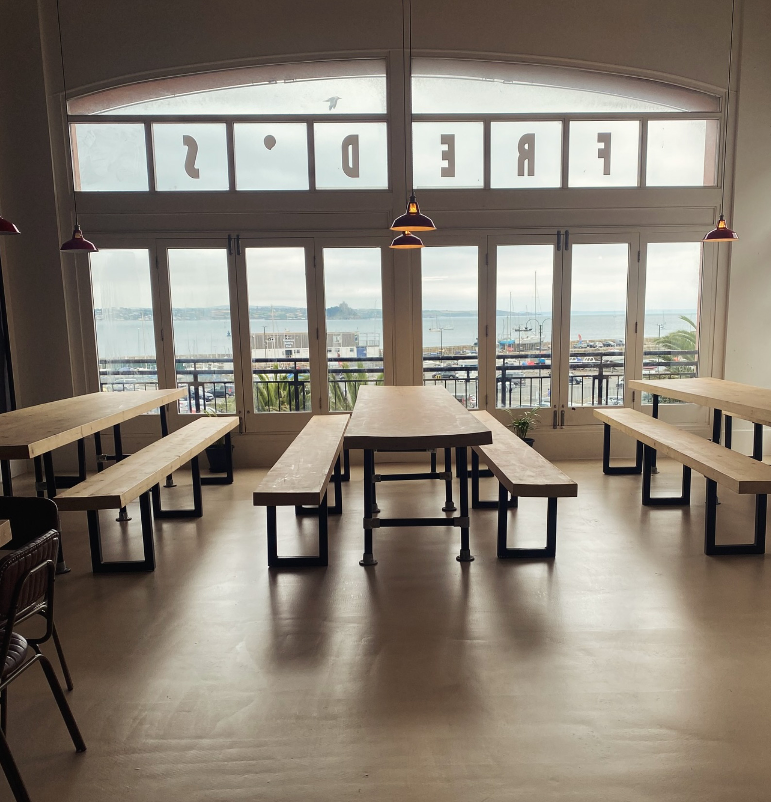 Wharfside Stories Pizza Brews And Fabulous Views At Fred s wharfside-stories-pizza-brews-and-fabulous-views-at-fred-s
